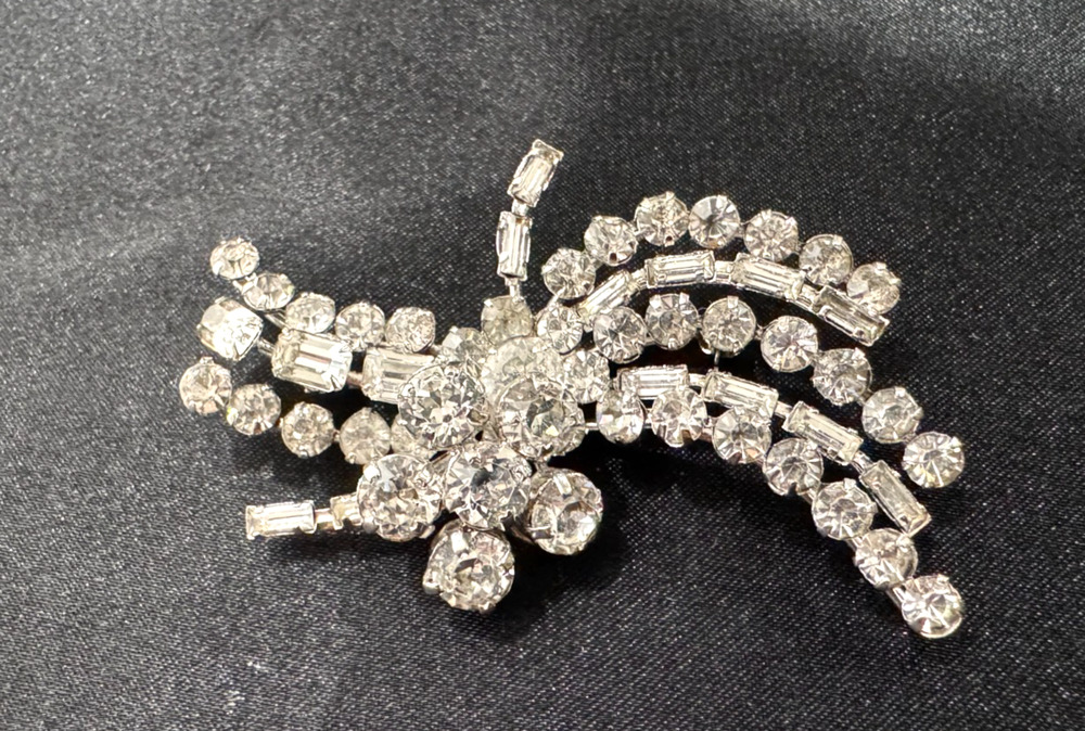 Vintage 1950s Austria Clear Rhinestone Baguette Spray Brooch Wedding Sparkly